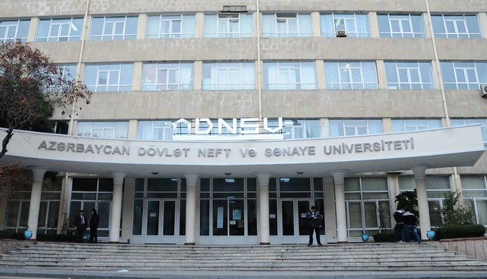 В Азербайджане открылся первый академический тестовый центр для студентов