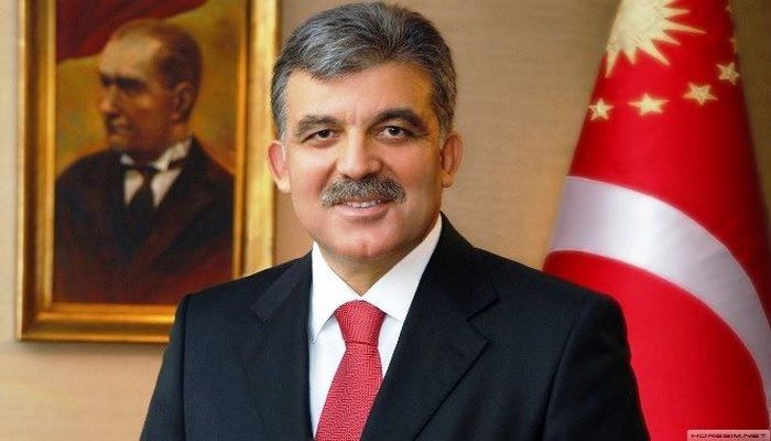 Abdullah Gül Ərdoğanı təbrik etdi
