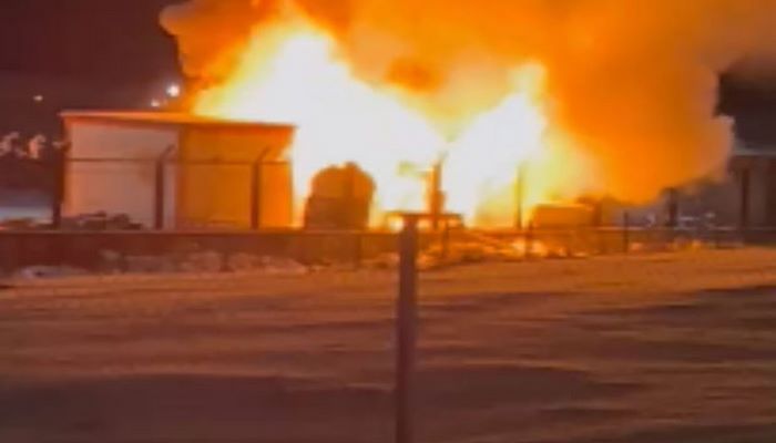 Abşeronda taxta tikilidə yanğın olub