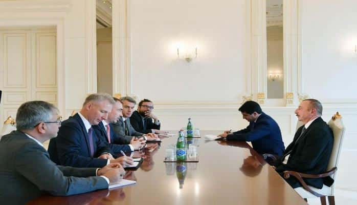 Президент Ильхам Алиев принял делегацию во главе со спецпредставителем ЕС по Южному Кавказу