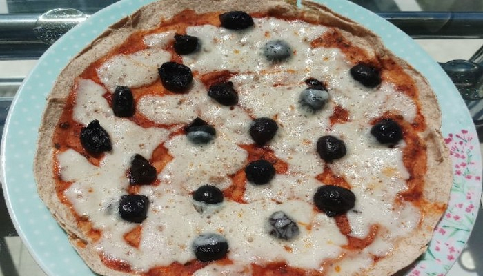 Lavaştan Doğan Lezzet: Lavaş Pizza Tarifi