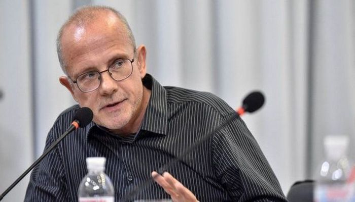 Andreas Umland: “Bakı “Aralıq dənizi böhranı”nda Ankaraya dəstək olmalıdır”