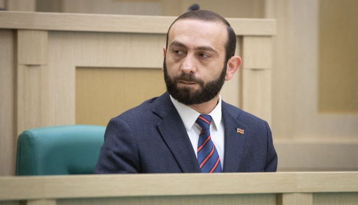 Ararat Mirzoyan: “Azərbaycanla sülh müqaviləsi bağlamaq mümkündür”