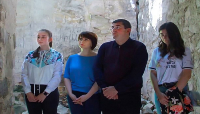 Arutunyan Xankəndidə qızına toy etdi