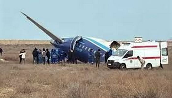 AZAL-ın Aktauda qəzaya uğrayan təyyarəsi quşlarla toqquşmayıb