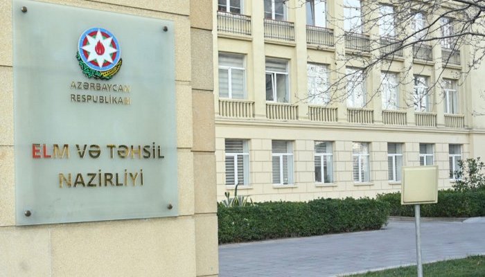 Azərbaycan universitetlərində rus dilində tədris dayandırılır?