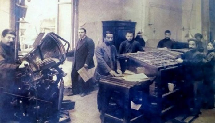 Azərbaycanda ilk çap kitabı