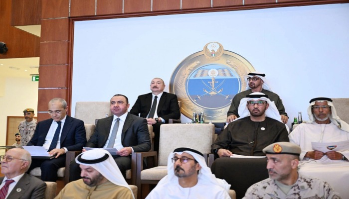 Azərbaycanın və BƏƏ prezidentləri Əbu-Dabidə "Sülh Qalxanı - 2026" birgə əməliyyat-taktiki təlimini izləyiblər