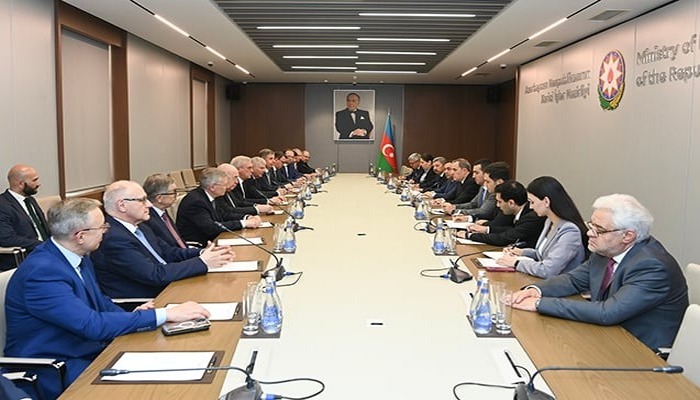 Azərbaycanla Rusiya arasında ikitərəfli münasibətlər müzakirə olundu