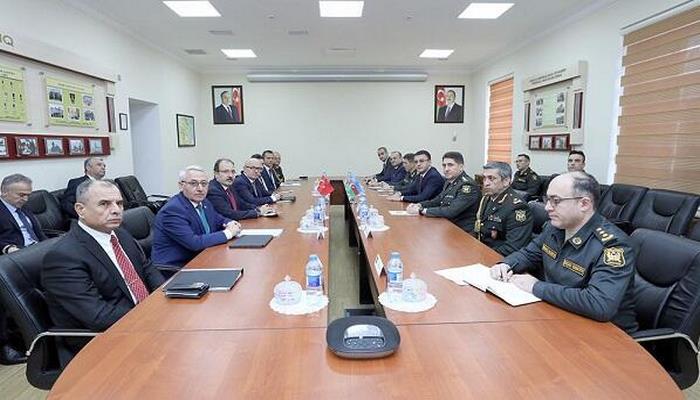 Azərbaycanla Türkiyə hərbi əməkdaşlığı müzakirə etdi
