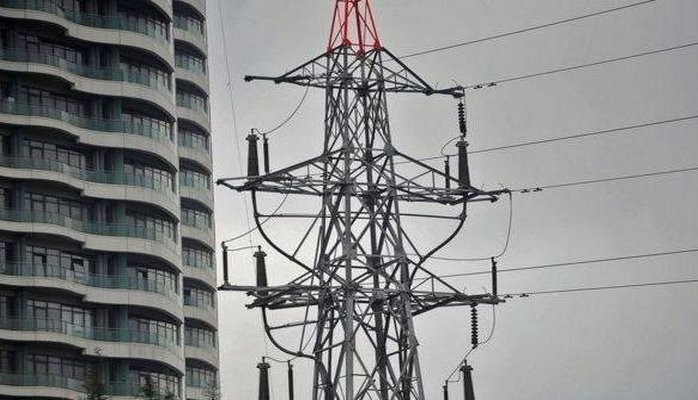 Türkiyədə dollar kəskin bahalaşdı, elektrik stansiyaları işini dayandırdı