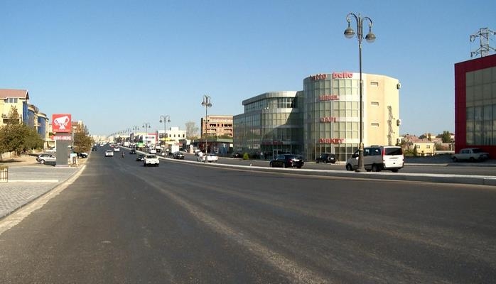Расширяется проезжая часть проспекта Бабека в Баку