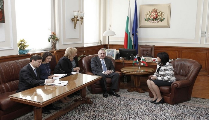 Elmar Məmmədyarov Bolqarıstan parlamentinin sədri ilə görüşüb