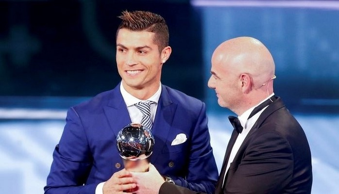 Ronaldo ilin ən yaxşı oyunçusu seçildi - 4-cü dəfə