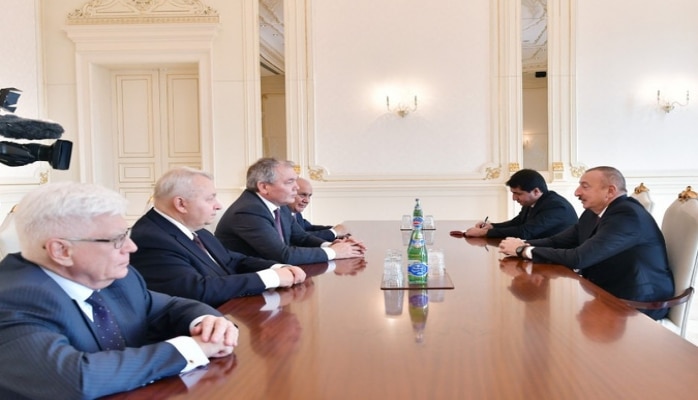 Президент Ильхам Алиев принял российскую делегацию