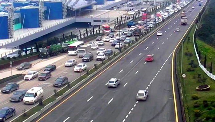 Bakı-Sumqayıt yolundakı təmir işlərinə görə sıxlıq yaranan küçələr açıqlandı