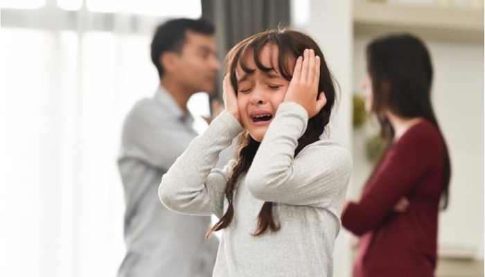 Bakıda arvadına və qızına şiddət göstərən ata HƏBS OLUNDU