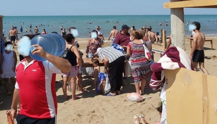 Bakıda çimərliklərdə sosial məsafə qaydaları pozuldu - RƏSMİ AÇIQLAMA