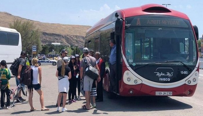 Bakıda öldürülən kişinin qızı DANIŞDI: "Biri deputatın dayısıdır"