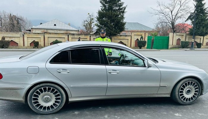 Balakəndə narkotikin təsiri altında və sərxoş vəziyyətdə avtomobil sürən onlarla sürücü saxlanılıb