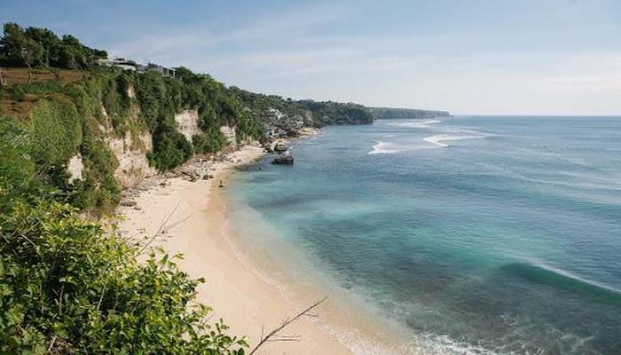 Бали готовится принимать иностранных туристов с сентября