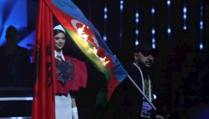 Bayrağımızı yandıran şəxs beynəlxalq axtarışa VERİLDİ - RƏSMİ