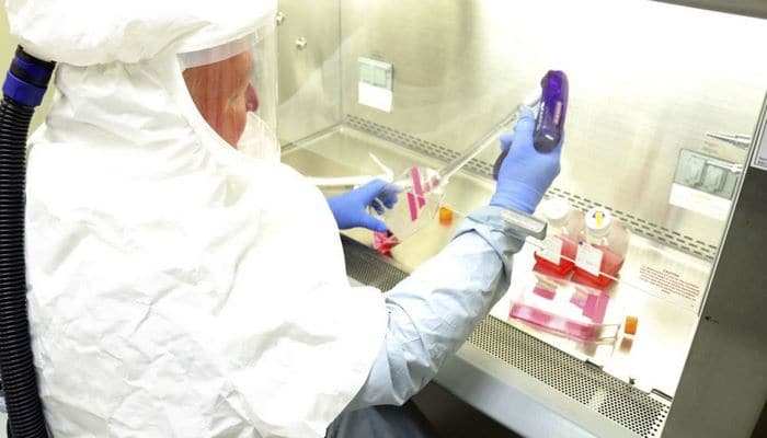 ÜST-ün nümayəndəsi koronavirusun iki əsas əlamətini açıqladı