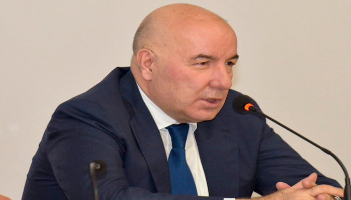 Elman Rüstəmov: 'Məlum 4 bankın hamısının kapitalı mənfidir'