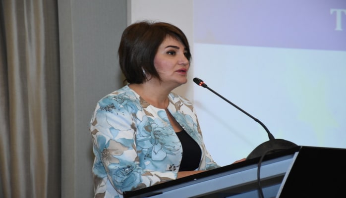Замминистра образования Азербайджана обратилась к учителям и директорам школ