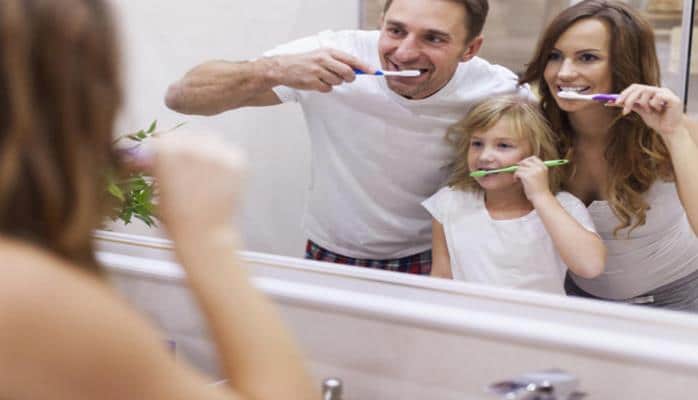 Стоматолог рассказала о главных ошибках при чистке зубов