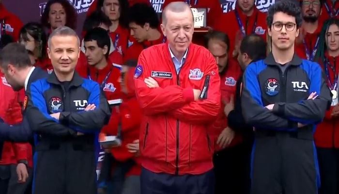 Biri əsas və bir ehtiyat olmaqla 2 kosmos səyahətçisini müəyyən etdik - Ərdoğan