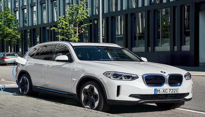 BMW iX3 rəsmi olaraq təqdim edilib