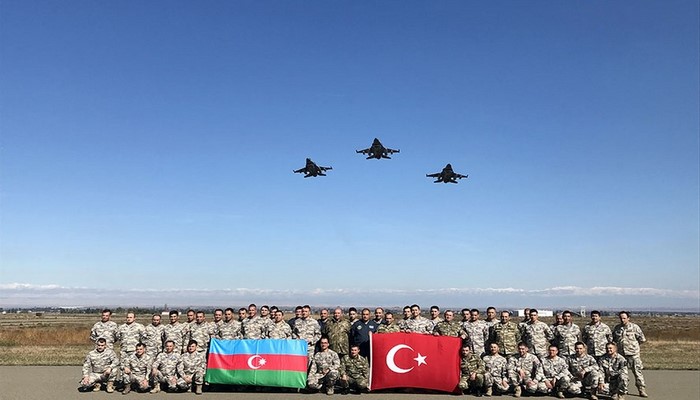 Bu gün Azərbaycan və Türkiyə ordularının birgə taktiki təlimləri başlayır