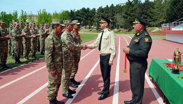 Bu hərbçilərimiz mükafanlandırıldı