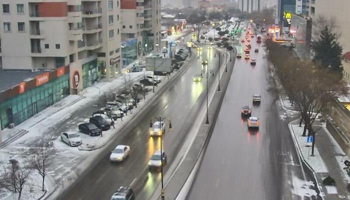 Bu səhər paytaxt yollarında sıxlıq var - SİYAHI