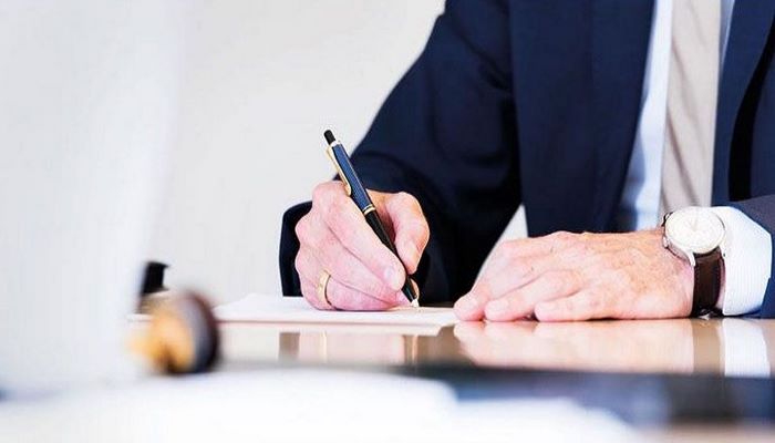 Bu vəzifəli şəxslər işdən çıxarıldı