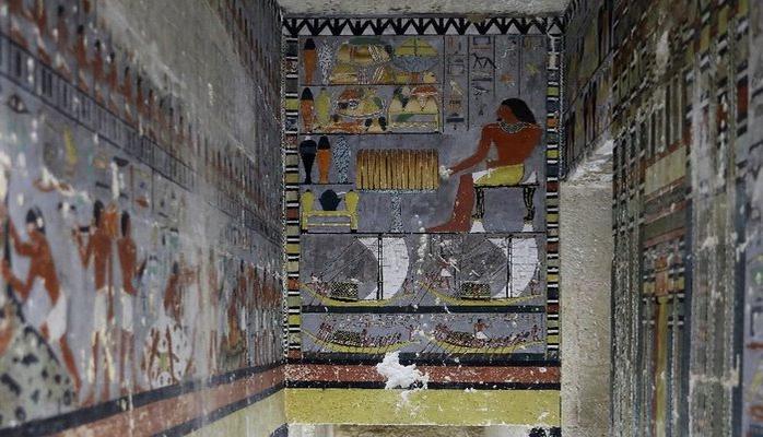 В Египте показали, что скрывалось в гробнице Хуви