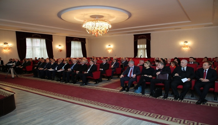 Юсифа Мамедалиева Национальной академии наук Азербайджана состоялось очередное заседание Президиума НАНА.