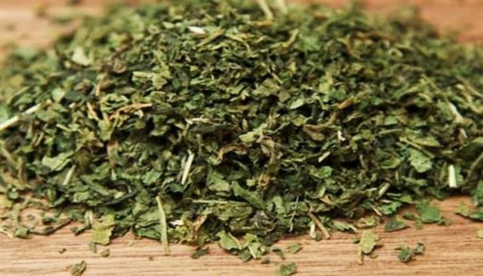 Чай с одной из самых мощных трав: лечит более 25 болезней