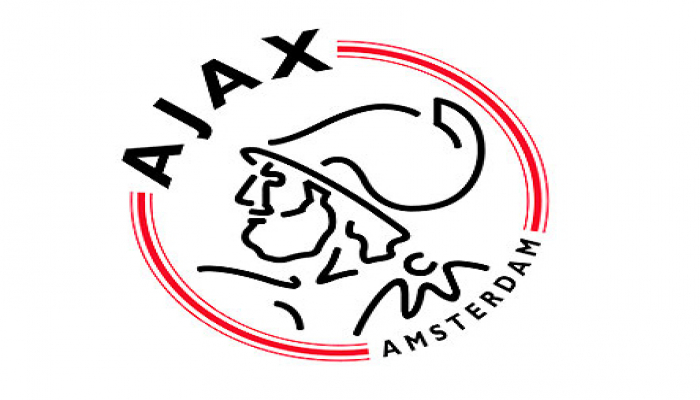 "Аякс" в 34-й раз в истории стал победителем чемпионата Нидерландов по футболу