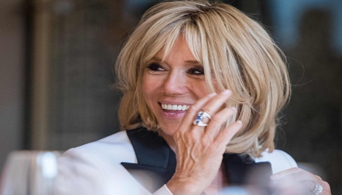 Fransa Birinci xanımının illik xərcləri 280 min avro təşkil edir