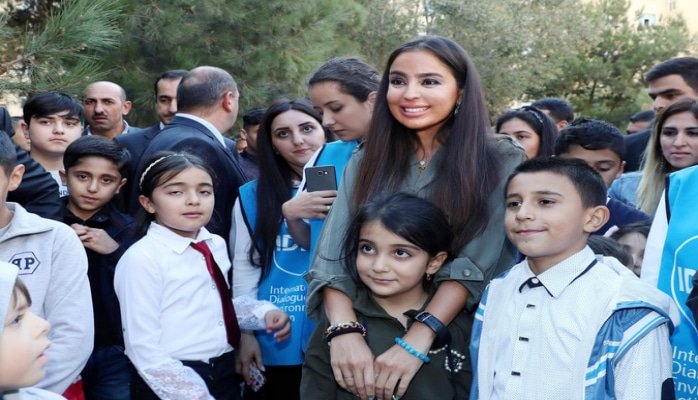 'Bizim həyət' layihəsi çərçivəsində abadlaşdırılan növbəti həyət istifadəyə verilib