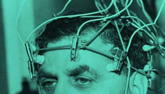 “Facebook” fikirləri oxuyan qurğu yaratmağı planlaşdırır