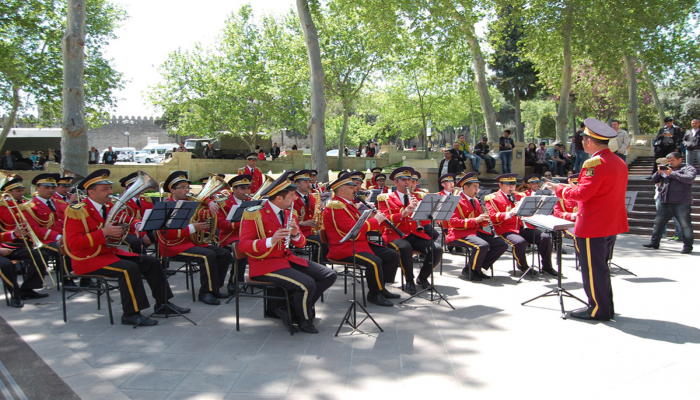 По случаю Дня Вооруженных Сил Азербайджана будут организованы показательные выступления военных оркестров