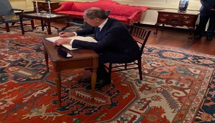 Dövlət Departamenti, Lavrov və Azərbaycan xalçası