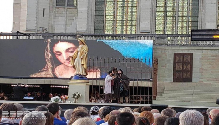 Azərbaycanlı opera muğənnisi Fransanın tarixi qəsrində tamaşada çıxış edib