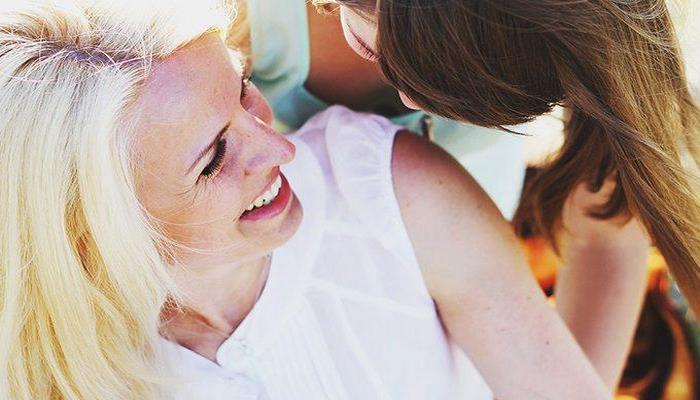 7 уроков об отношениях, которым каждая мать должна научить свою дочь.