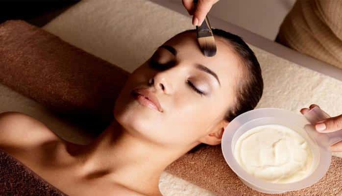 Dəri baxımı üçün fərqli maskalar