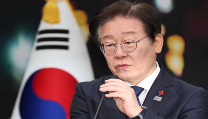 Cənubi Koreya Prezidenti Kim Çen İn və Tramp arasında görüş ideyasını dəstəkləyib