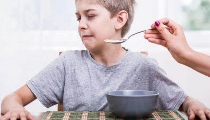 Uşaqların “yemək seçmək” problemini necə həll etməli?